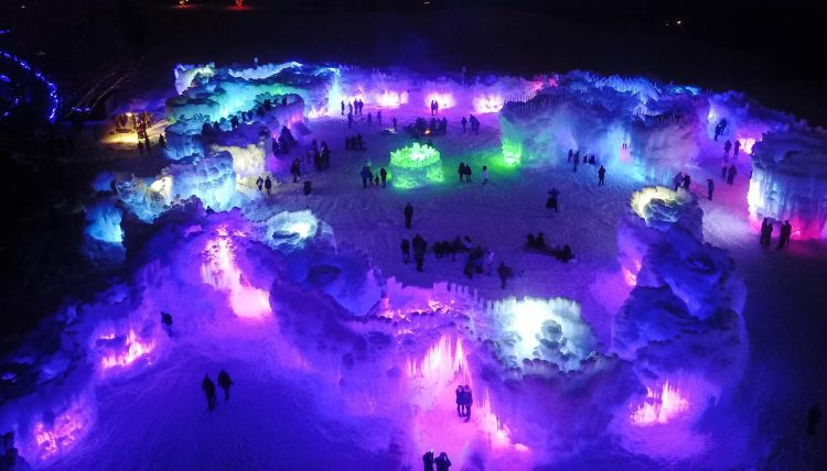 These Ice Castles In Colorado Are Like Something Out Of A Fairy Tale