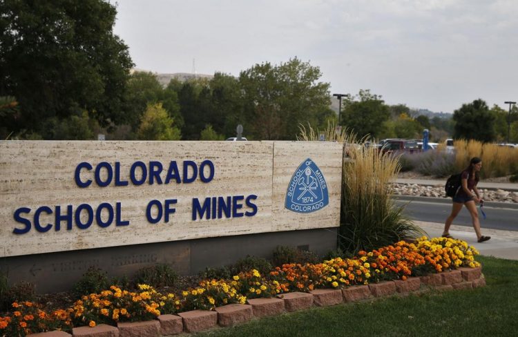 Colorado School of Mines beats out Harvard in survey of smartest students