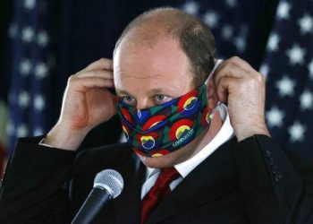 Executive order issued mandating all Coloradans wear masks when they are in public