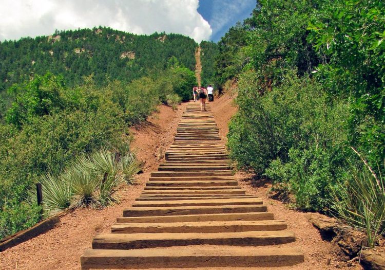Manitou city council approves plan to reopen the Incline