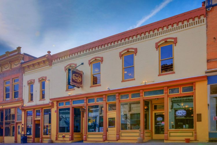 Beau Jo’s Pizza Has Been Serving Up Colorado Mountain Pies For More Than 47 Years