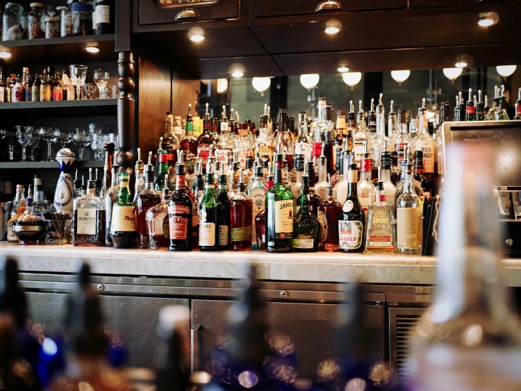 Bartender Uses Fake Receipt