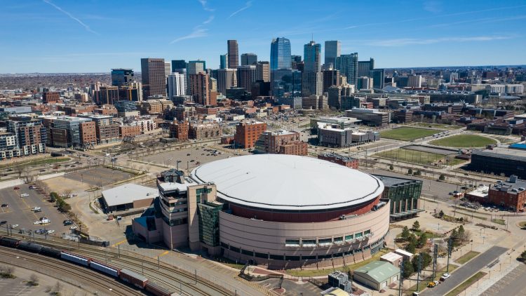 Denver Fans Start Petition To Bring Back Nuggets And Avalanche Games