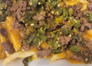 Chile lovers say, these are the 5 best spots to get green chile in Denver