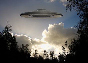 UFO Spotted In South Carolina Stops Traffic
