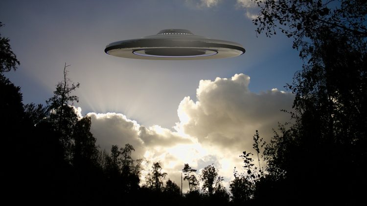 UFO Spotted In South Carolina Stops Traffic
