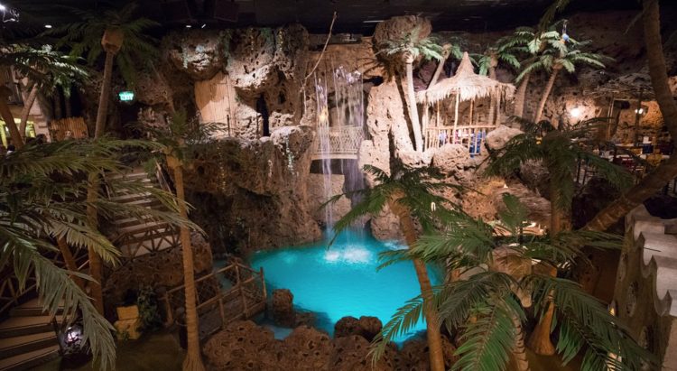 Pissed off Reddit rant: Dear Casa Bonita Owners