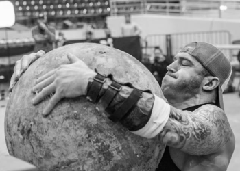 Strengthlete Feat of Strength and Setting World Records LIVE