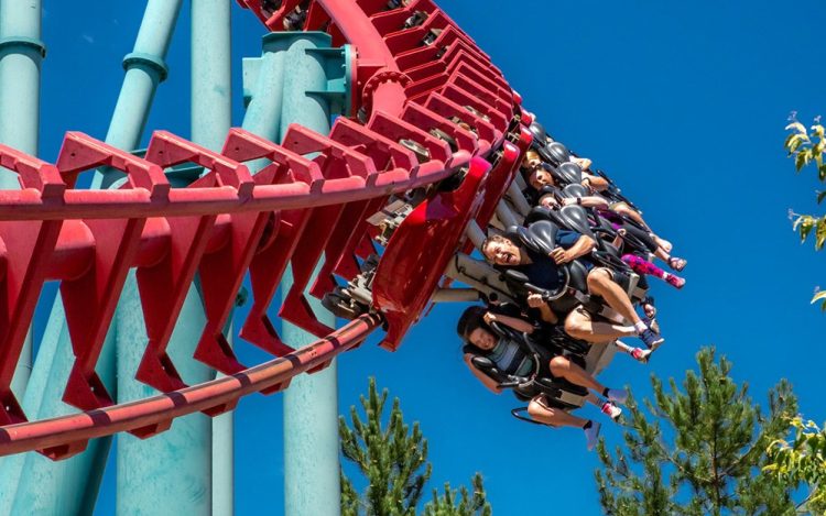 Elitch Gardens is hiring!