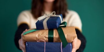 20 Easy DIY Christmas Gifts: The Cutest and Most Meaningful Gifts for Someone Special