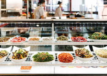 Denver Milk Market is an all-local mix of take-away and dine-in restaurants and bars run by Colorado chef Frank Bonanno. A 16-venue cornerstone of the historic Dairy Block, this lively food hall aims to draw in travelers, visitors, neighbors and fans to shop a little, drink a little, eat a little and celebrate a lot in the heart of LoDo Denver.