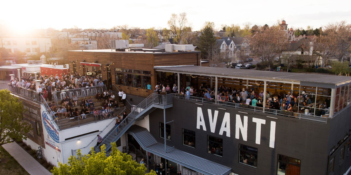 Avanti Food and Beverage is a modern food hall in the Lower Highlands area of the City, offering unique and tasty food options from multiple restaurants under one roof.