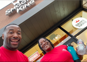 Former NFL player and Colorado native opens smoothie restaurant in Denver