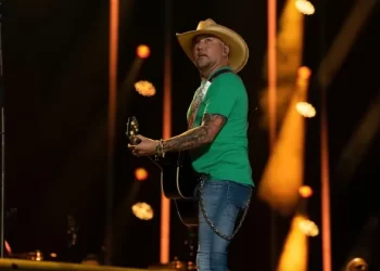 Jason Aldean music video sparks response from town’s mayor