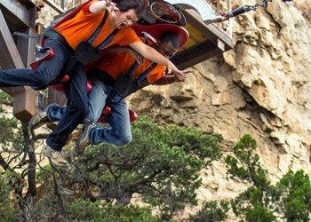 VIDEO: Canyon swing drops riders off 200-foot-tall Colorado cliff