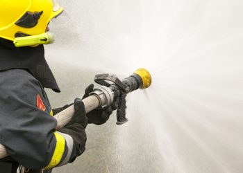 Fire engulfs unfinished apartment building in Aurora overnight