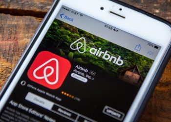 Denver man charged in AirBnb scam of over $8 million in fake listings
