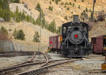 4 epic day trips by train from Denver