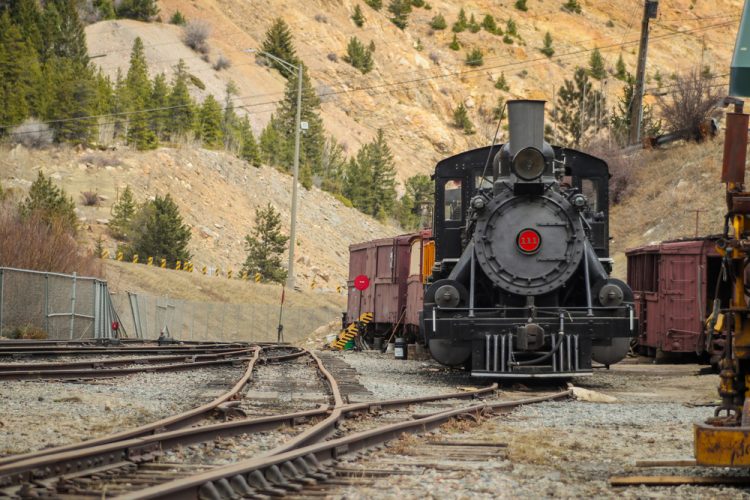 4 epic day trips by train from Denver