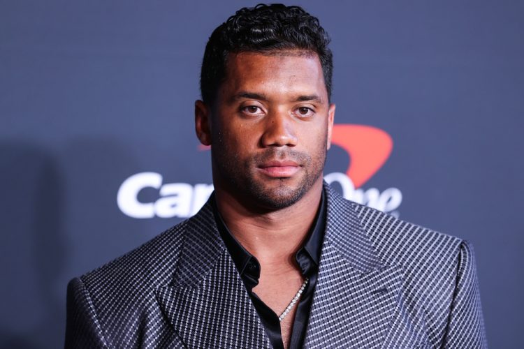 Russell Wilson takes one last loss on Denver mansion
