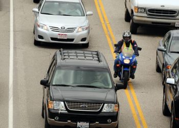 New Colorado Law Lets Motorcycles Weave Through Traffic—Just in Time for the Deadliest Season!