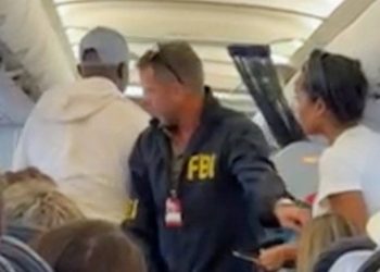Video Released: Terrell Davis Handcuffed and Removed from United Flight