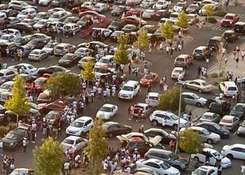 Chaos in Aurora: Thousands Gather for Venezuela Election Results—Find Out What Really Happened!
