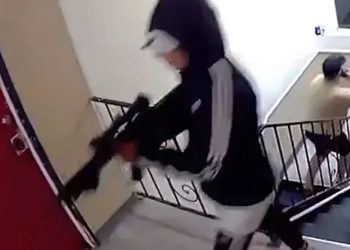 MUST SEE Assault Rifles in the Halls: Venezuelan Gang’s Scary Takeover Caught on Camera in Aurora Colorado!