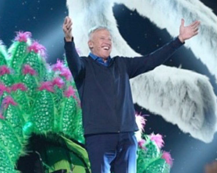 VIDEO Broncos Legend John Elway Unmasked: Surprise Reveal on ‘The Masked Singer’ Season Premiere