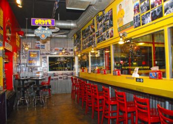 Steve’s Snappin’ Dogs Serves Its Last Bite: Celebrating Two Decades of Hot Dog Glory