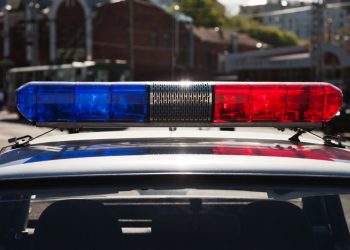 Police Search for Suspect in Aurora Break-In at Jamba x Auntie Anne’s