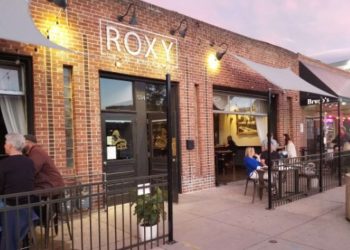 Thieves Steal Copper Wiring from Roxy on Broadway, Leaving Business in the Dark