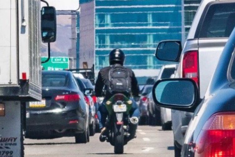 Colorado Law Now Allows Motorcycles to Filter Between Cars at Red Lights—Here’s How It Works