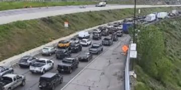 Pothole Exposes Rebar on I-70, Forces Lane Closures Near Morrison