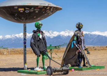 Colorado’s UFO Watchtower Is the Weirdest Pit Stop You’ll Ever Love