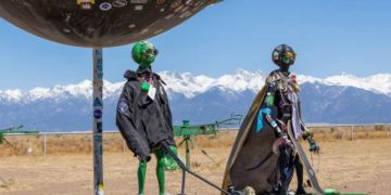 Colorado’s UFO Watchtower Is the Weirdest Pit Stop You’ll Ever Love