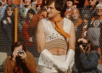 Long Before the Vikings, the Denver Broncos had the very first male cheerleader in the NFL and you won’t believe who it was!