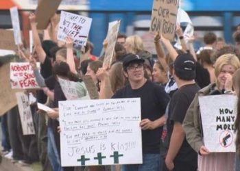 Colorado Students Walk Out: “Enough Is Enough” After Evergreen High Shooting