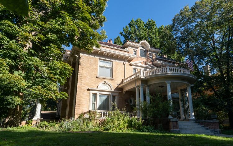 Built on a Graveyard: The Haunted History Behind Denver’s Most Mysterious Mansion