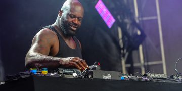 SHAQ ATTACK ON THE TURNTABLES: DJ DIESEL BRINGS EARTH-SHAKING BASS TO TOWN