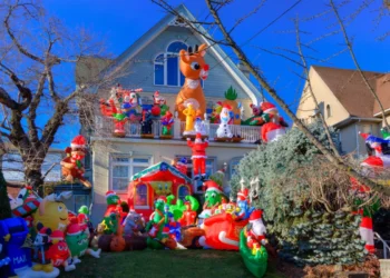 These Popular Holiday Decorations Might Soon Be Banned — Denver Residents Are Shocked