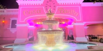 Casa Bonita Paid $30 an Hour Just So You’d Stop Tipping… and Everyone Still Can’t Stop Talking About It