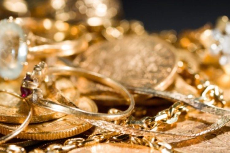 Denver Woman Wins $7,500 After Jewelry Store Used Unlicensed Scale for Gold Sale