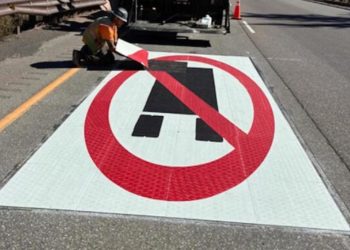 Left Lane? Not for You: Colorado Tells Semis to Move Over or Pay Up