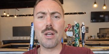 A 25% Tip, a Thank-You Call, and a Request That Left a Colorado Bartender Speechless