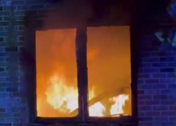3 Cars Go Up In Flames After Garage Fire Tears Through South Metro Home
